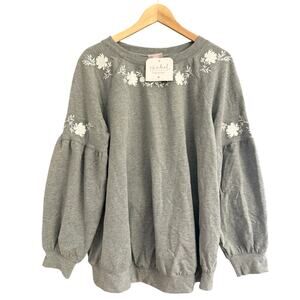Isabel Maternity by Ingrid & Isabel Gray Floral Embroidered Sweatshirt – Size M